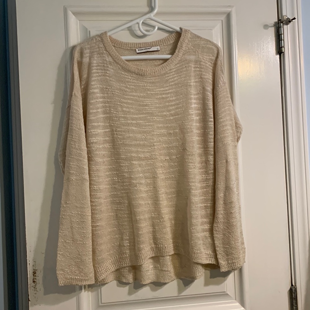 Woman’s Sweater